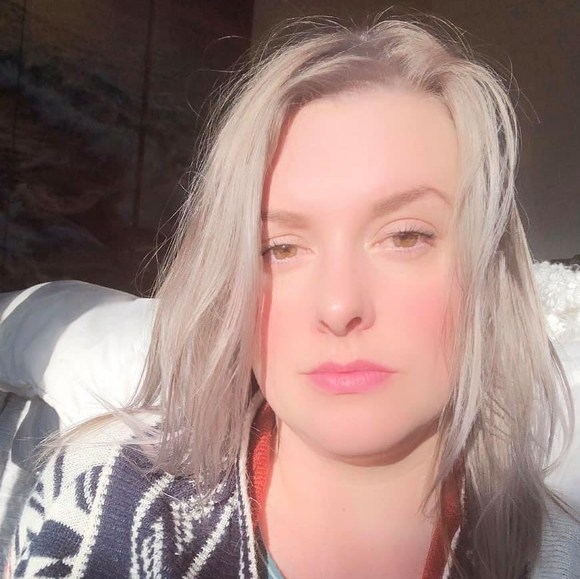 Meet your Posher, Kerry - Picture 1 of 1